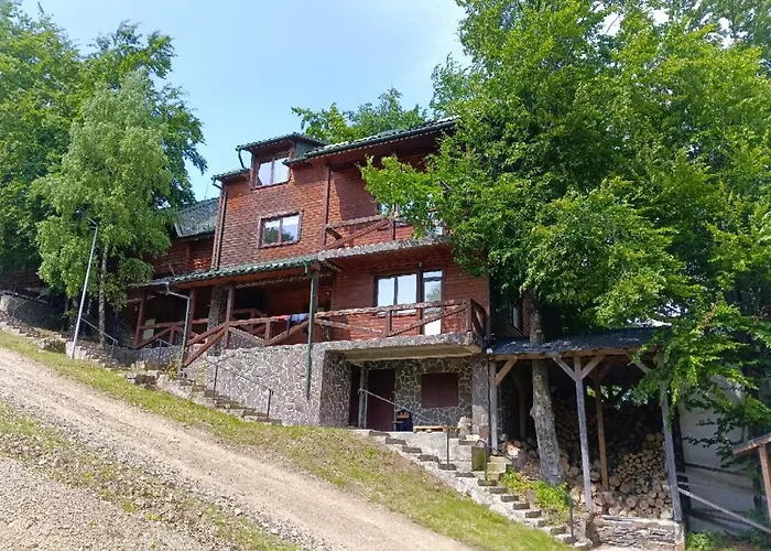 красія Hotel Vyshka